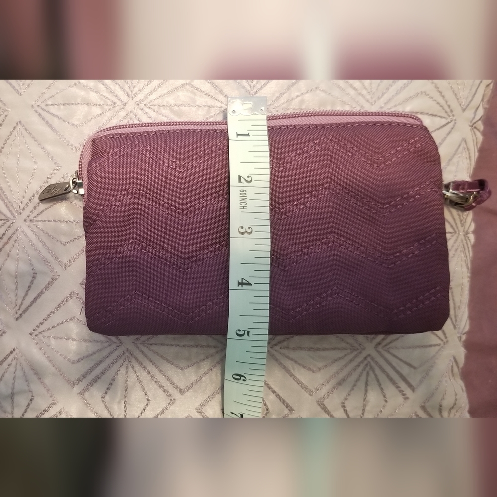 Multi-pocket Wristlet - Picture 6 of 6